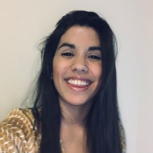 Meet your Posher, Carolina